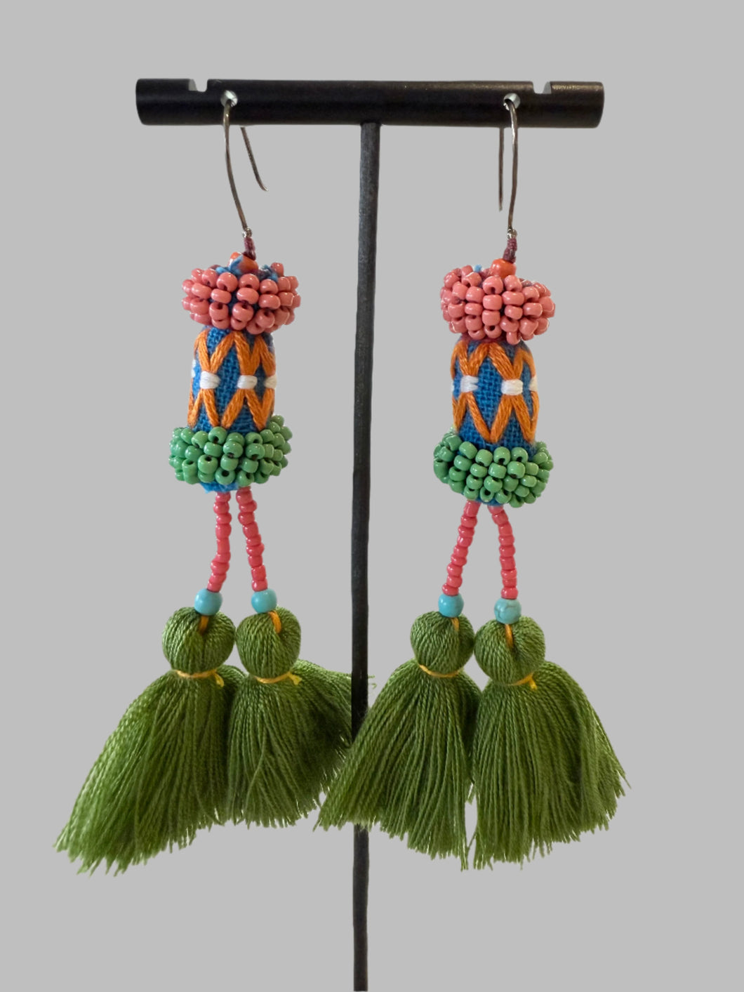 (New Collection) Handcraft Earrings From Thailand (A13)