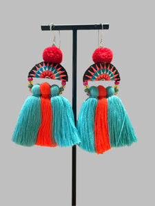 (New Collection) Handcraft Earrings From Thailand (M08)