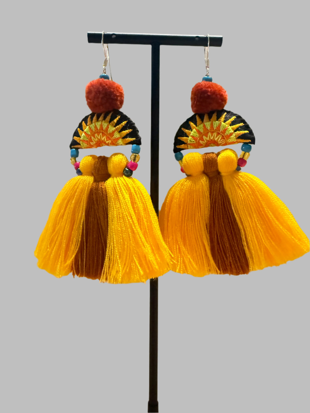 (New Collection) Handcraft Earrings From Thailand (K03)