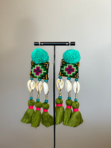 (New Collection) Handcraft Earrings From Thailand (B14)